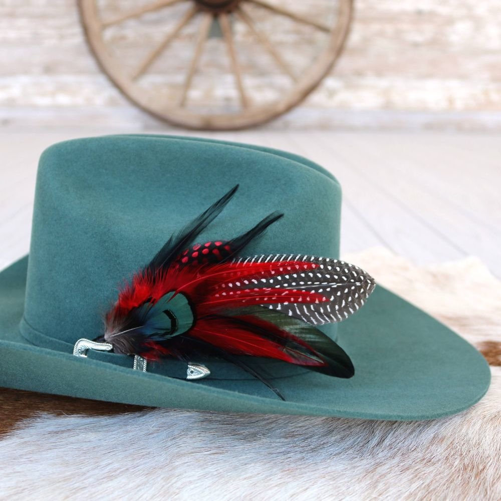 Feather Hat Accent - Roja