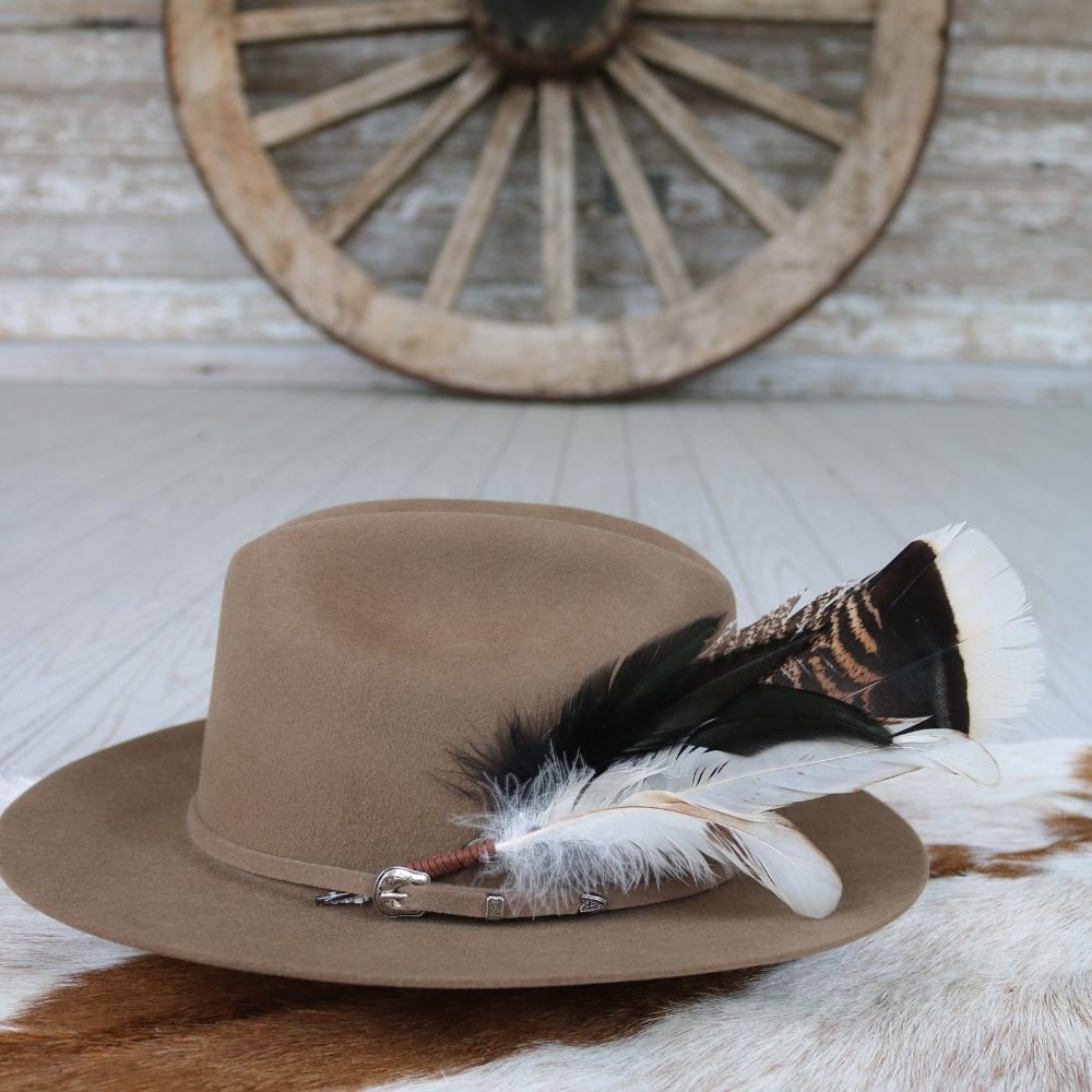 Feather Hat Accent - Chiseler