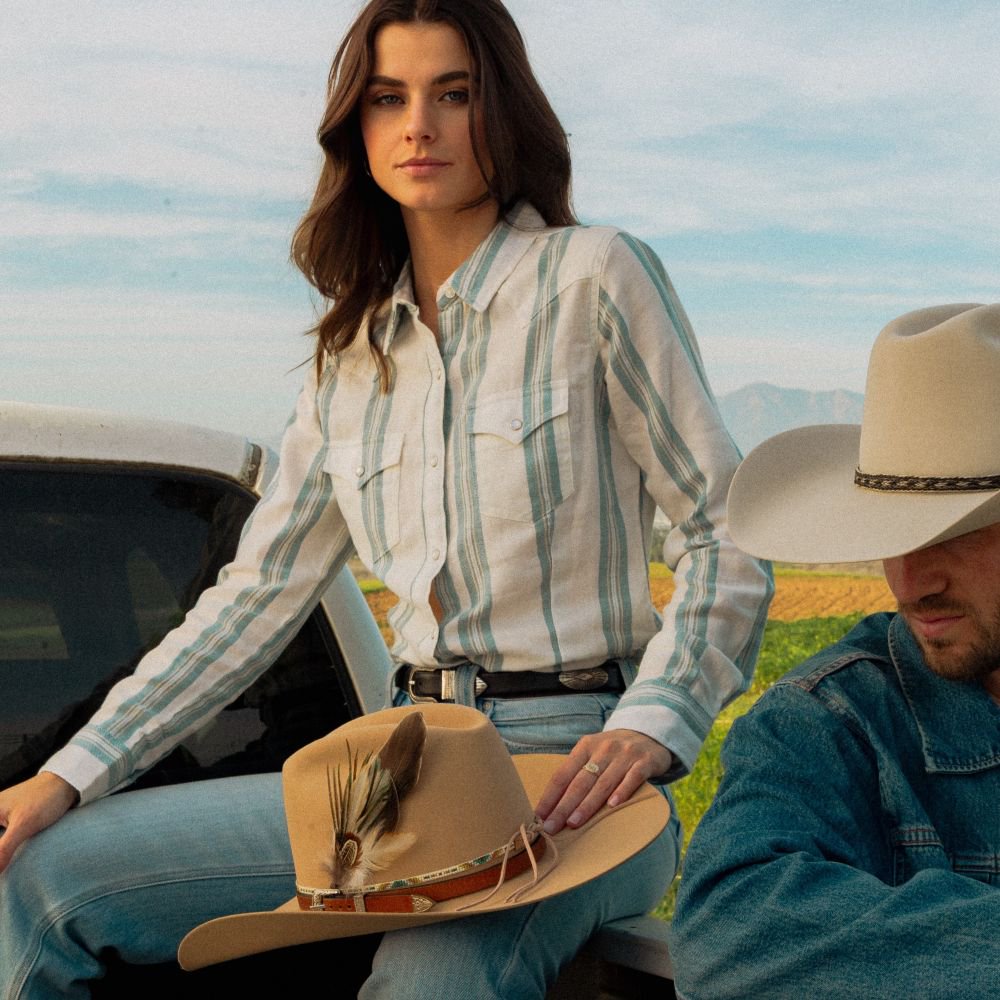 Feather Hat Accent - Strut'n