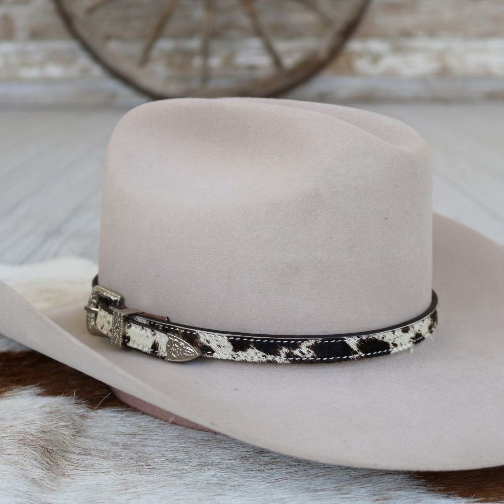 a hat on a rug