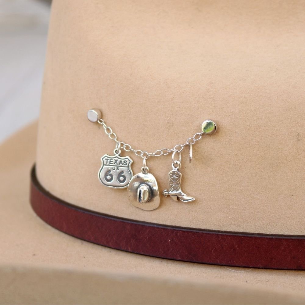 Roadtrip Charm Chain